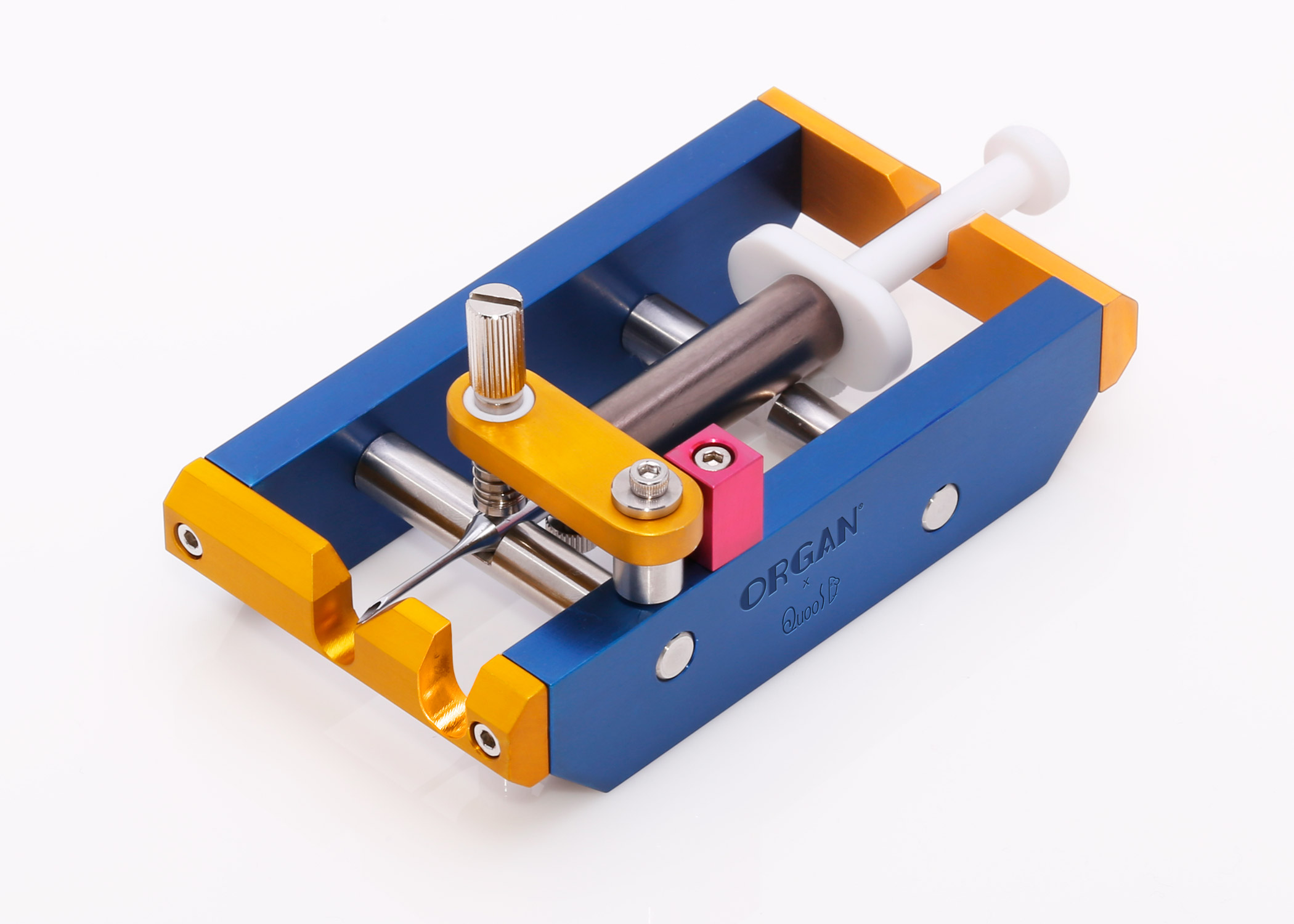 B02-LeftSlant-BlueYellowPink