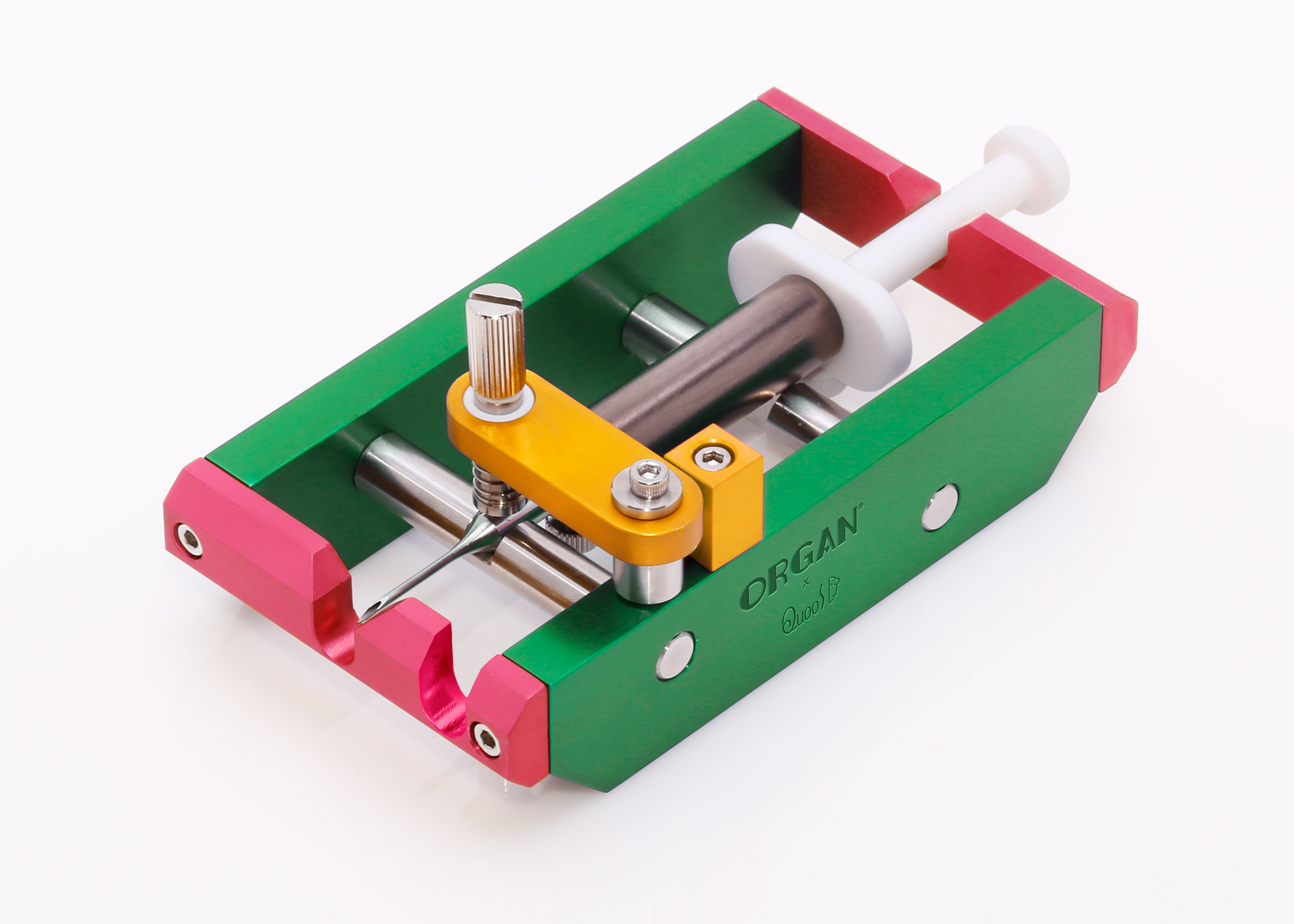 B03-LeftSlant-GreenPinkYellow